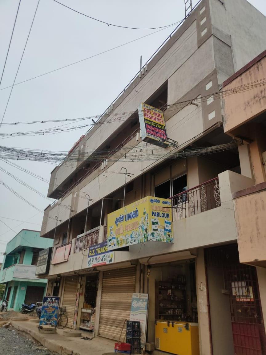 نزل فيلوريفي Sri Vari Residency المظهر الخارجي الصورة