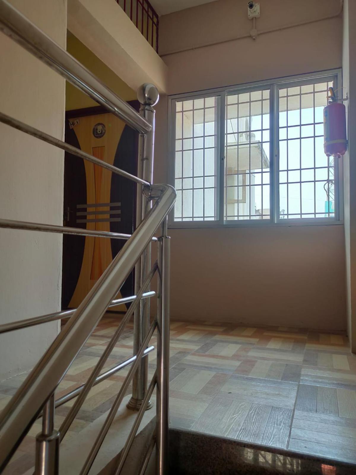 نزل فيلوريفي Sri Vari Residency المظهر الخارجي الصورة